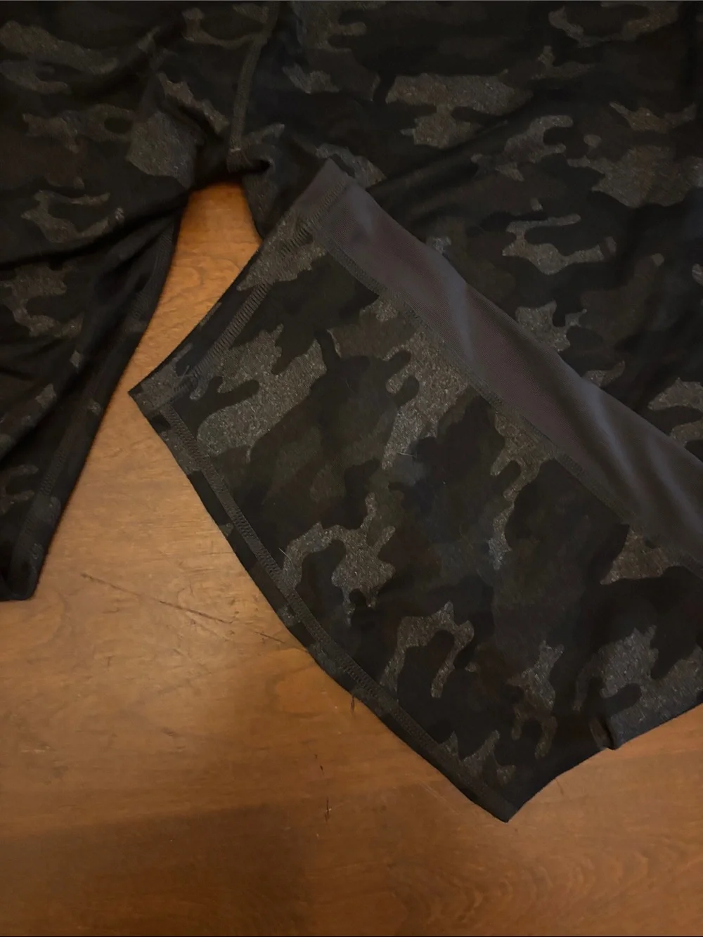 Fabletics PowerHold High Rise Camouflage Side Pocket Leggings Charcoal Size XXL
